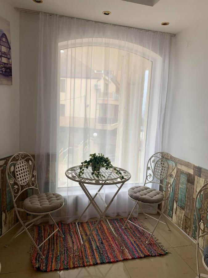 Семеен Хотел Брилянс - Family Hotel Brilliance Varna Extérieur photo