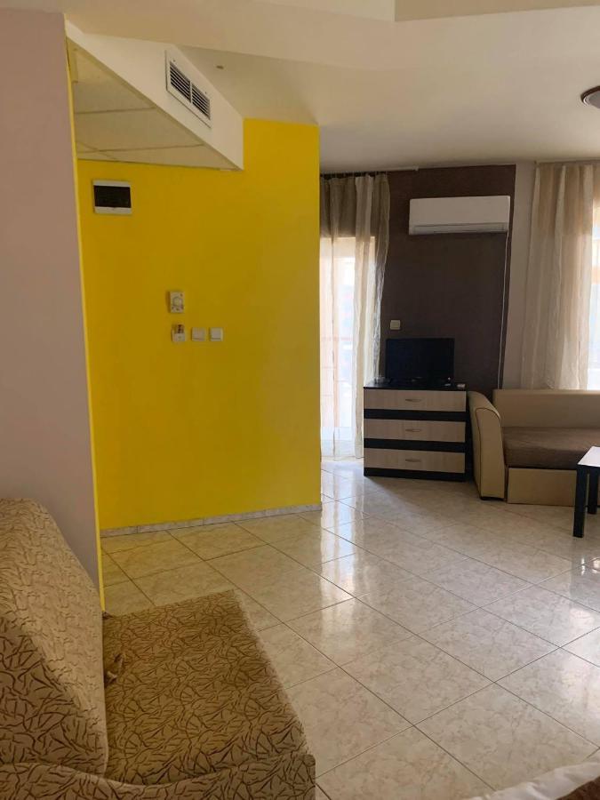 Семеен Хотел Брилянс - Family Hotel Brilliance Varna Extérieur photo